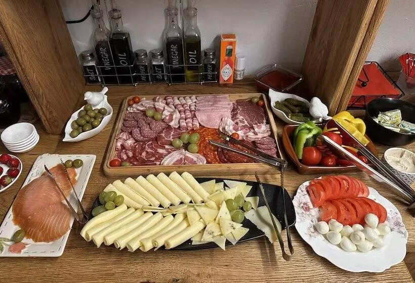 Aamiaismajoitus (B&B) Boutique Villa Pearl Of Plitvice, Plitvice Lakes