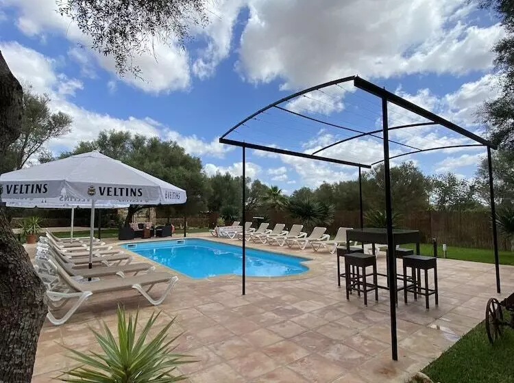 Aamiaismajoitus (B&B) Finca Sa Canova Agroturismo