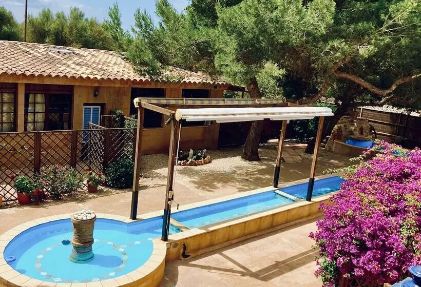 Aamiaismajoitus (B&B) Finca Sa Canova Agroturismo