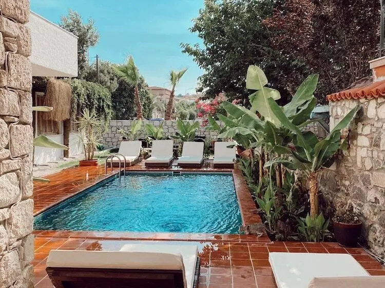 Dud Otel Alaçatı