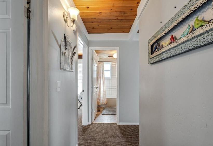 Escape At The Lake   Awesome Location Directly Across The Street From The Lake Lodge Beach By Yosemi