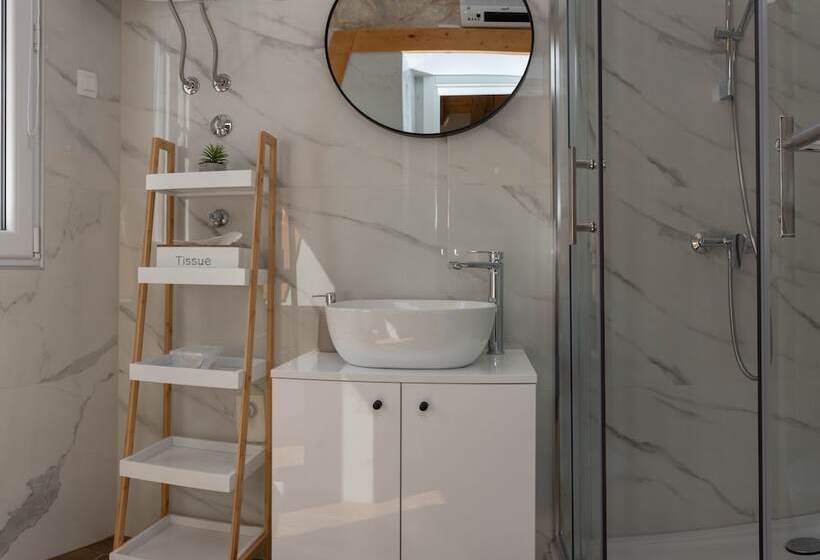 Hostal Luxury Rooms Rustic Chic