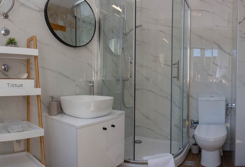 Hostal Luxury Rooms Rustic Chic