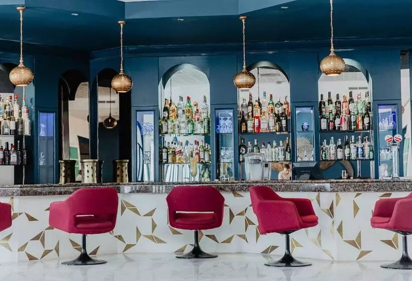 Hotelli Bougainvillier Djerba