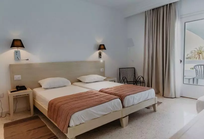 Hotelli Bougainvillier Djerba
