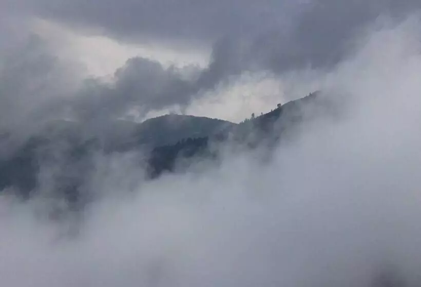 ホテル Camp Awara Dhanaulti