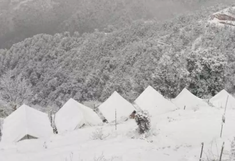 ホテル Camp Awara Dhanaulti