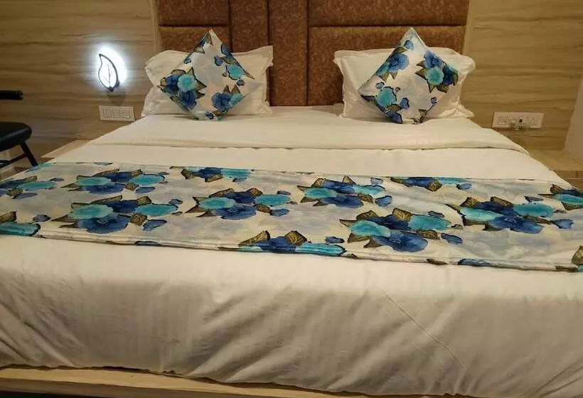 هتل Lotus Villa