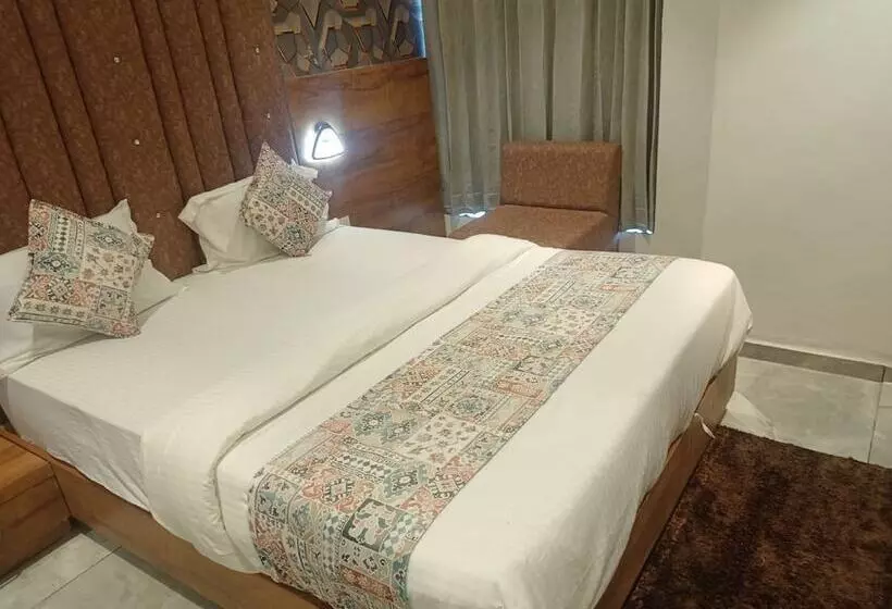 هتل Lotus Villa