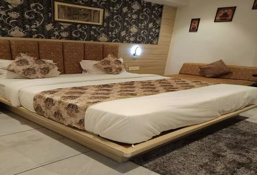 هتل Lotus Villa