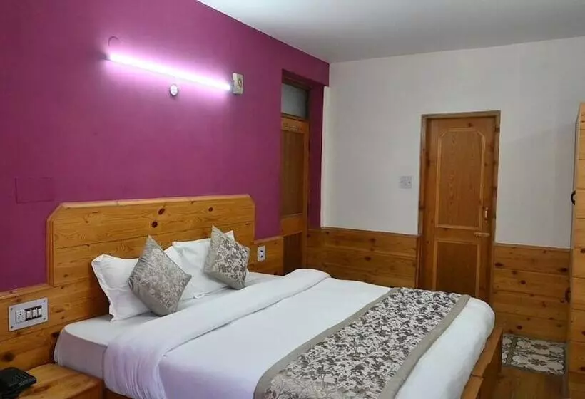 هتل Nirmal Chhaya