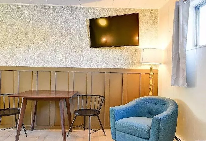 Hotelli Old Tale Inn