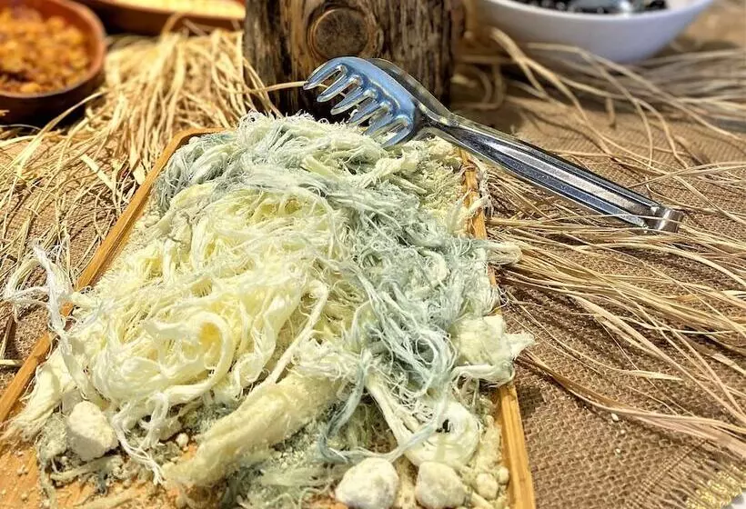 هتل Sapran Deluxe