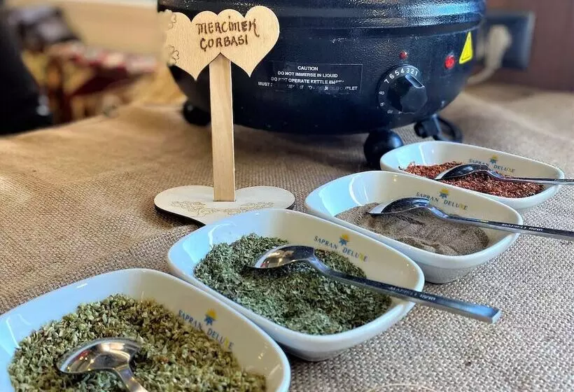 هتل Sapran Deluxe