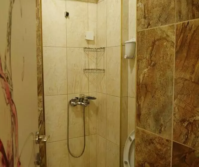 Li̇mon Otel Kiyiköy