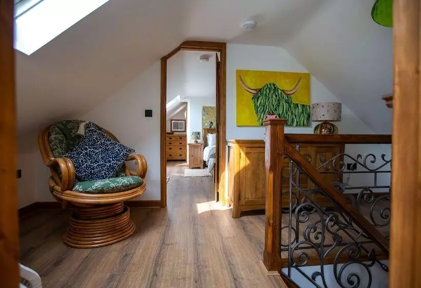 Luxury Cottage With Hot Tub In The Forest Of Dean