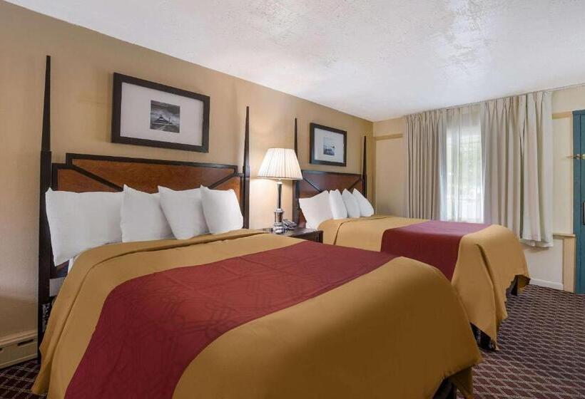 فندق على الطريق Rodeway Inn