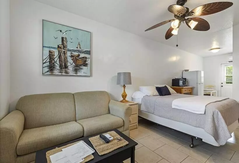 Motelli The Sportsman S Lodge & Marina