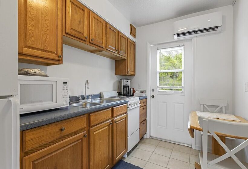 מוטל The Sportsman S Lodge & Marina