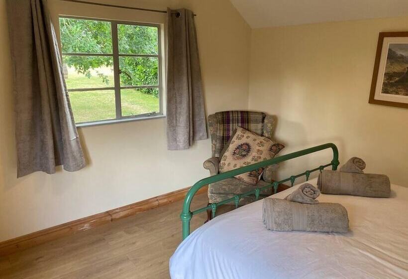 Orchard Cabin Herefordshire Wye Valley