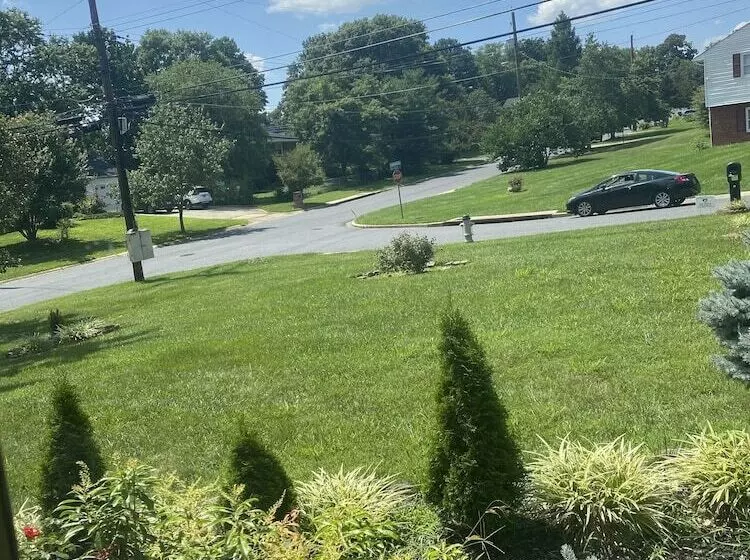 Majatalo Akeem S  Guest House