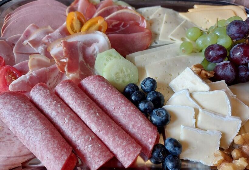 بنسيون Storchenhof Blumenow