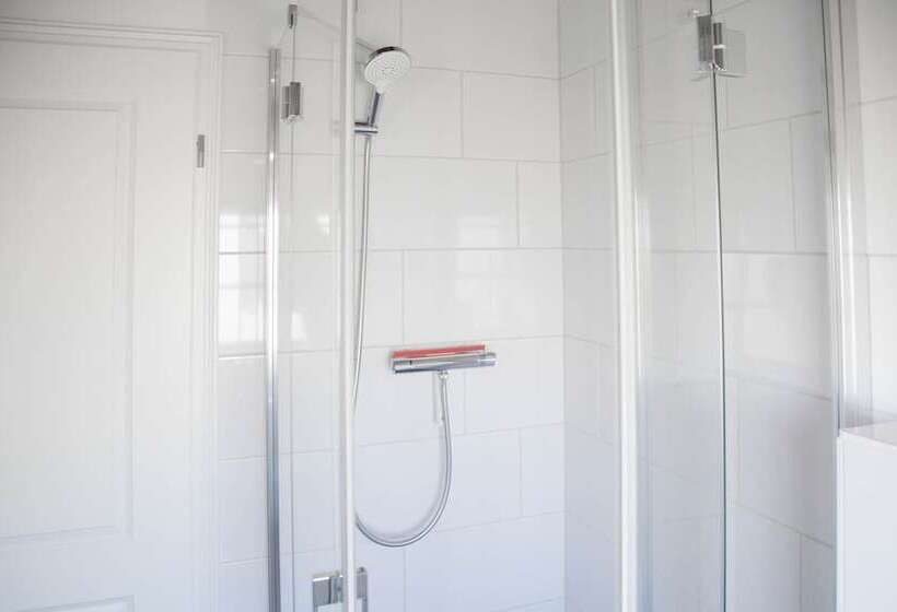 بنسيون Storchenhof Blumenow