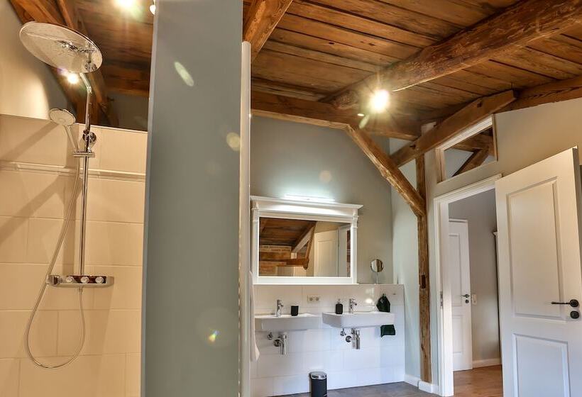 بنسيون Storchenhof Blumenow