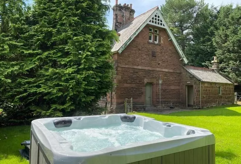 Majatalo Thornton Manor Estates