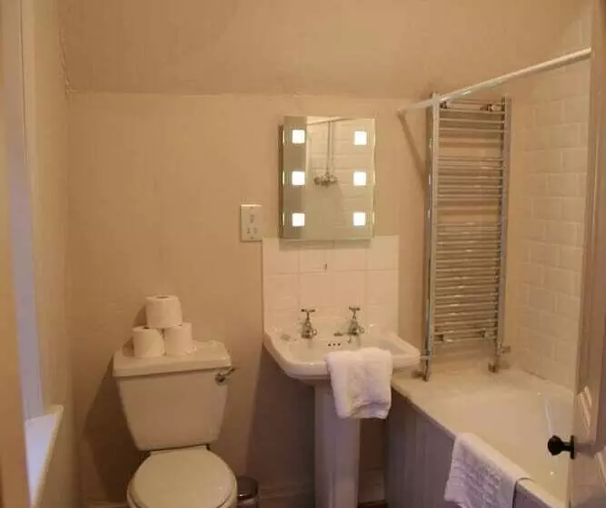 Majatalo Thornton Manor Estates