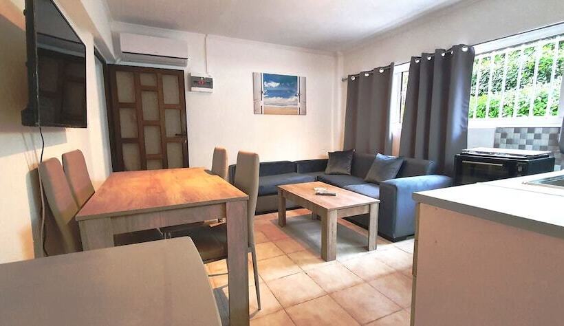 بنسيون Vacation Studio Oropos