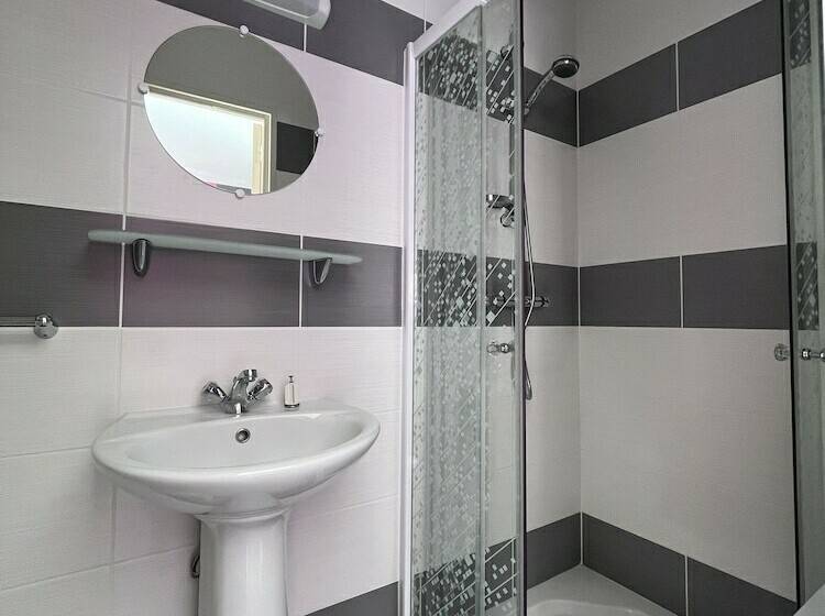 Пансион Villa De L Eguille