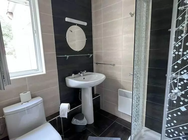 Majatalo Villa De L Eguille