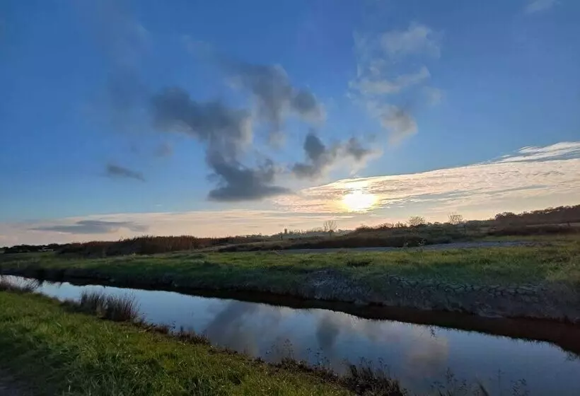 Majatalo Villa De L Eguille