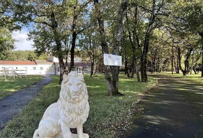 Majatalo Villa De L Eguille