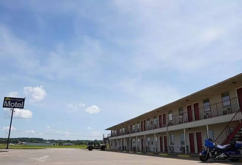 Southern Nights Motel