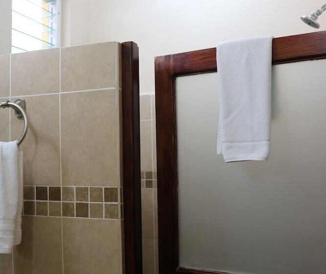 The Diving Lodge Downtown