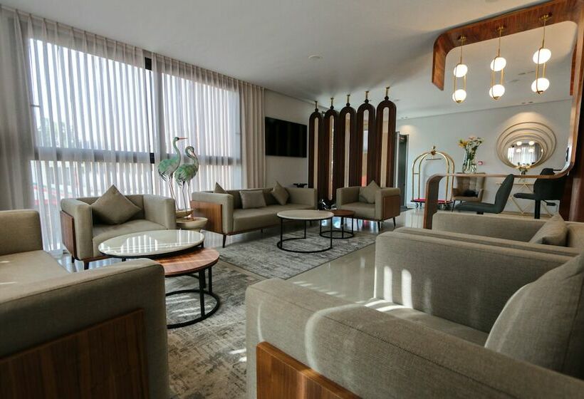 هاستل Urban Hotel And Spa