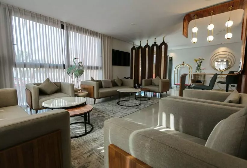 هاستل Urban Hotel And Spa