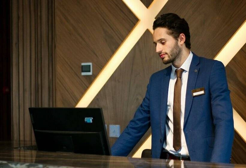 هاستل Urban Hotel And Spa