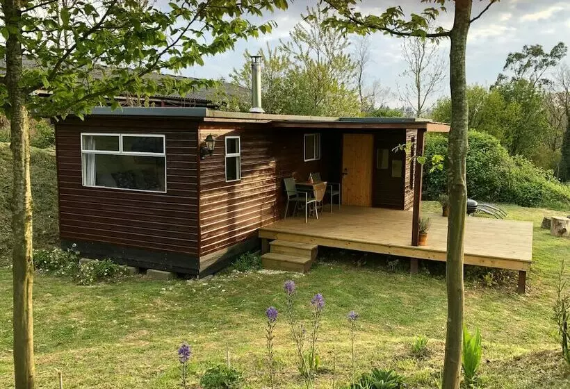 Cozy And Peaceful Cabin 15 Mins From Lyme Regis