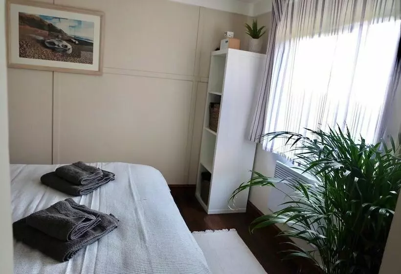 Cozy And Peaceful Cabin 15 Mins From Lyme Regis