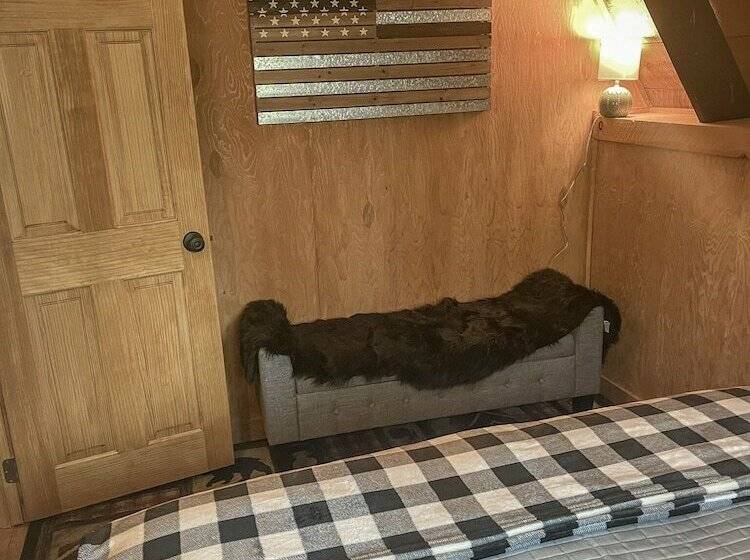 Cozy Priest Lake Cabin In The Woods