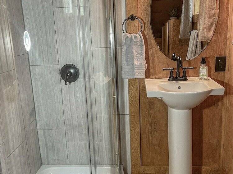 Cozy Priest Lake Cabin In The Woods