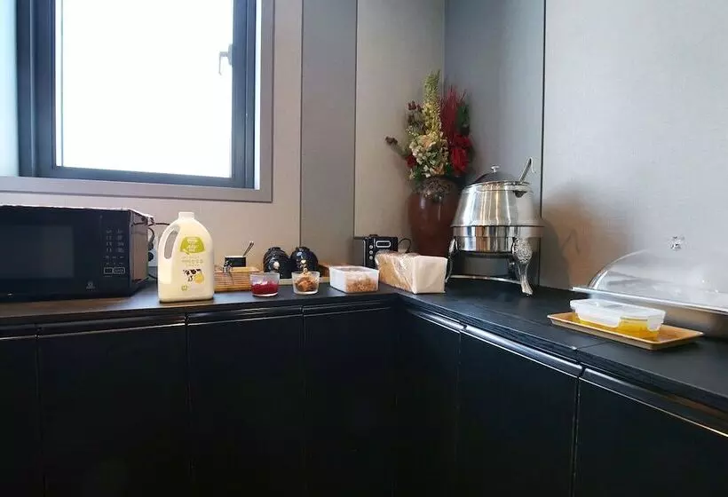Daejeon Sintanjin Naru Motel