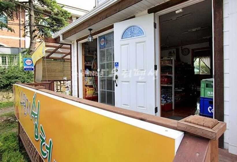 Donghae Suwonji Pension