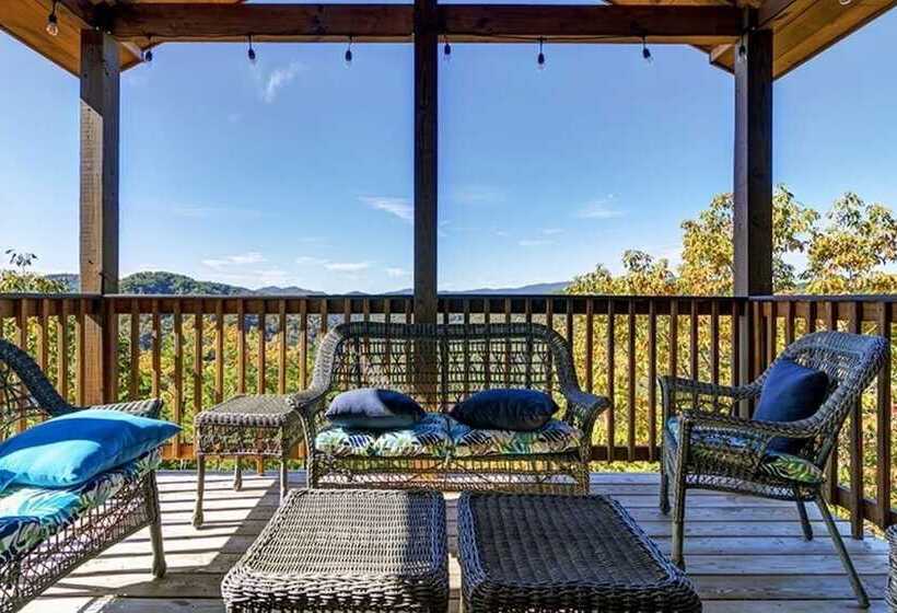 Donwell Manor 4 Bedrooms, 4 Baths, Sleeps 16 4 Cabin By Redawning