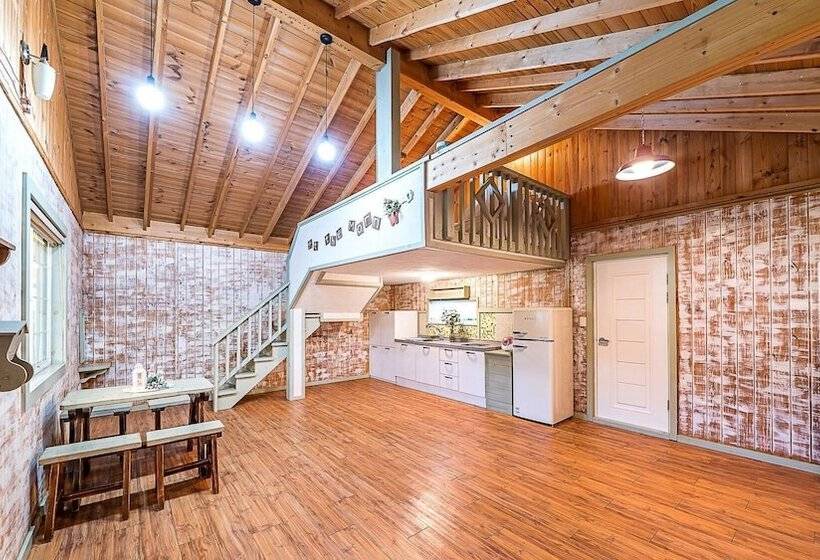 Gapyeong Atthemorn Dokchae Pension