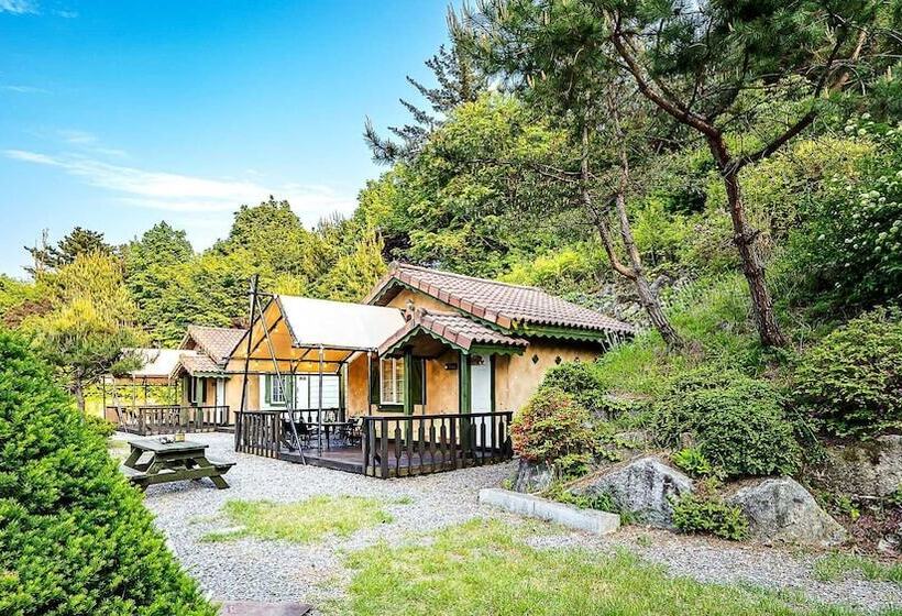 Gapyeong Atthemorn Dokchae Pension