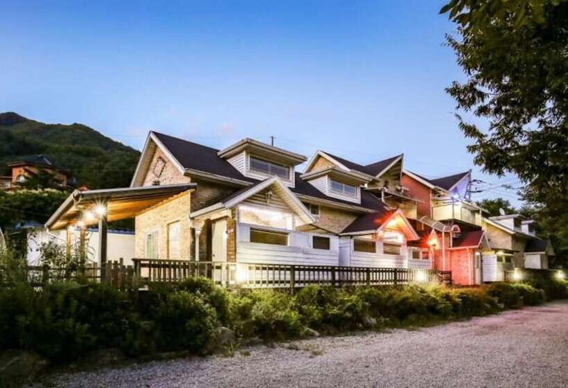 Gapyeong Haneuldari Pet Pension